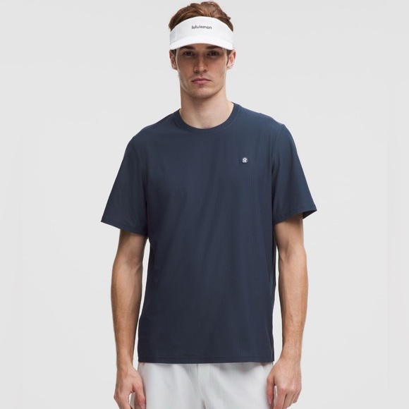 Lululemon Men’s “UV-Protective” Striped Mesh Tennis Tee (XL) *BESTSELLER* - Picture 1 of 12